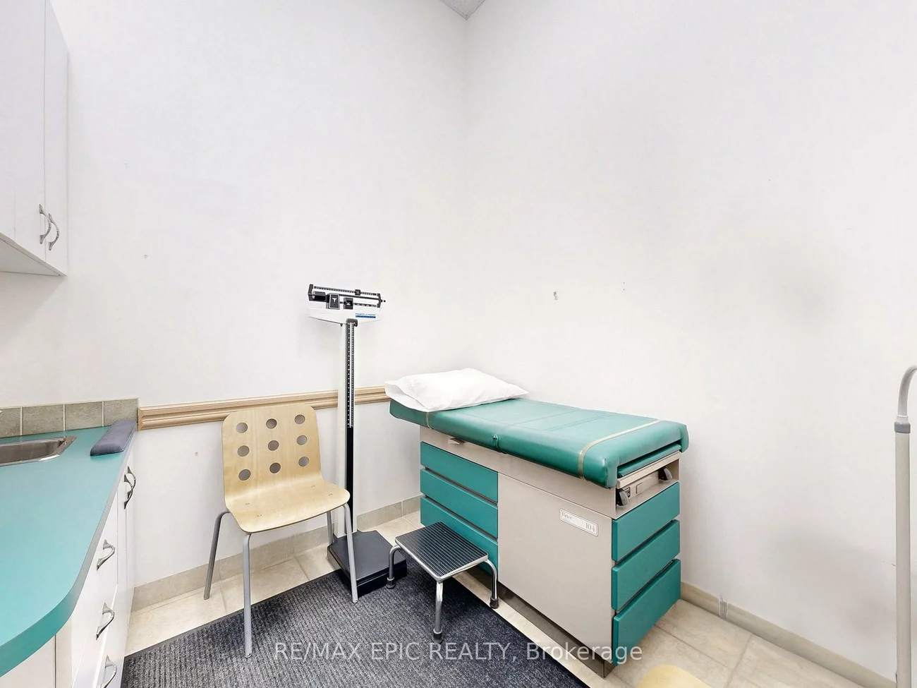 7010, Warden, Milliken Mills West, Markham