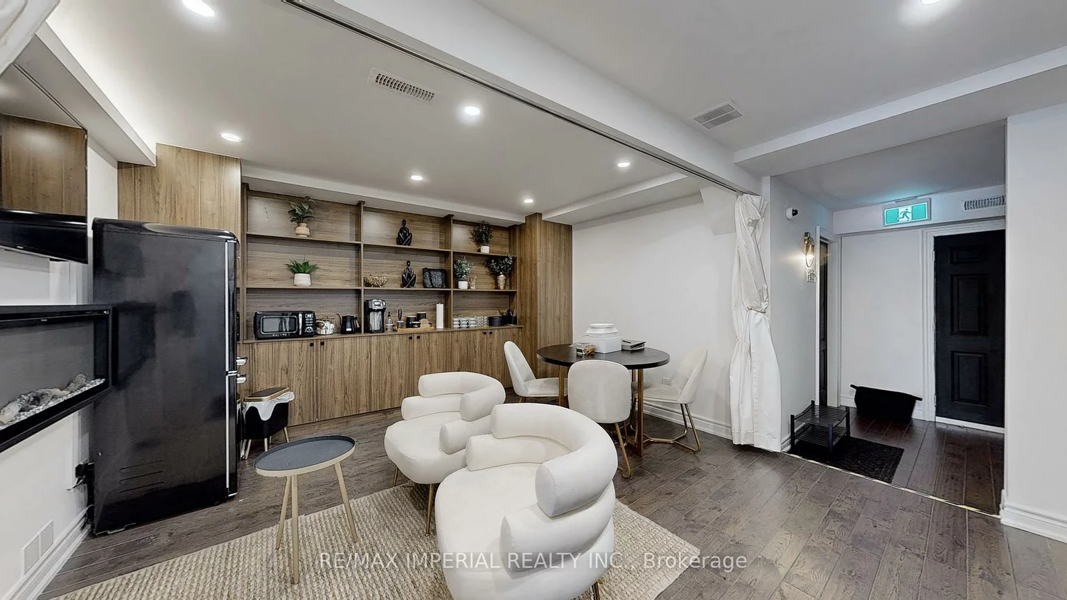 156, Main St Unionville, Unionville, Markham