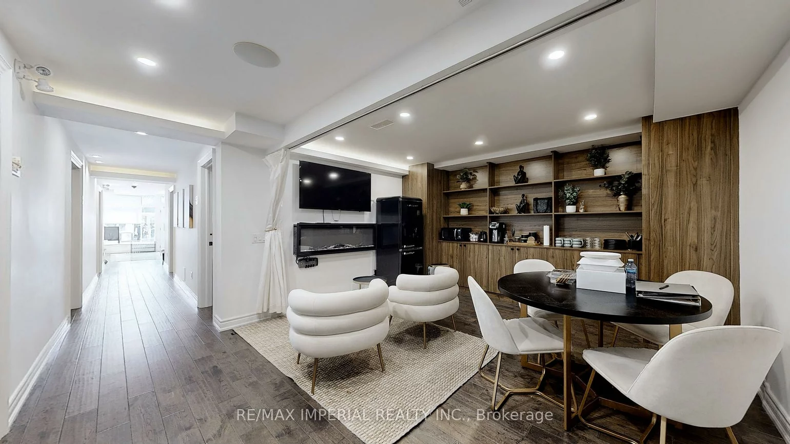 156, Main St Unionville, Unionville, Markham