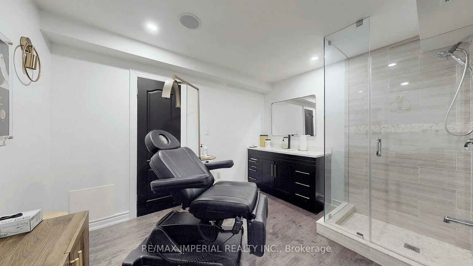 156, Main St Unionville, Unionville, Markham