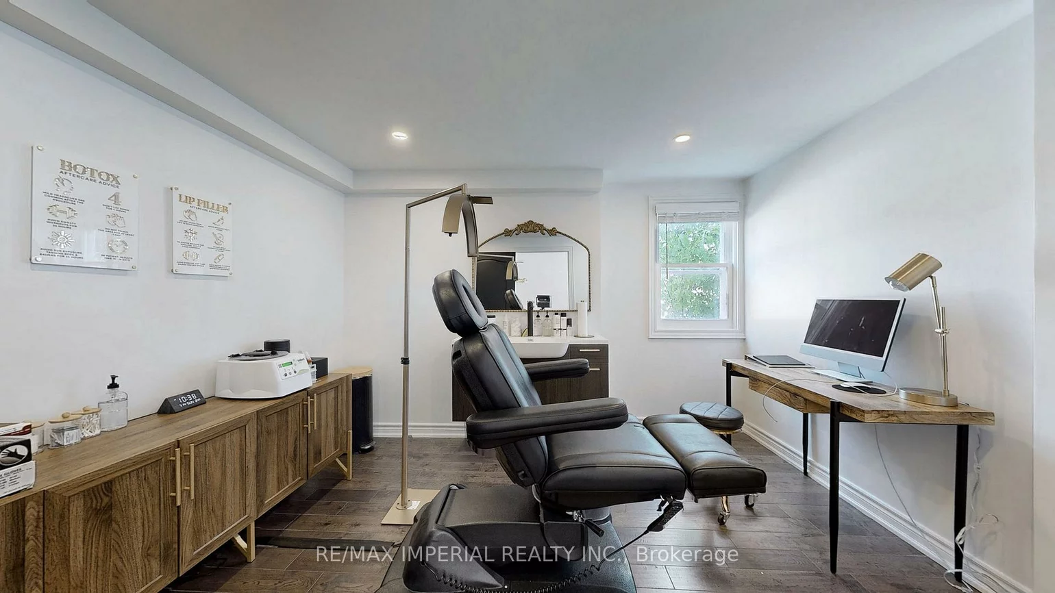 156, Main St Unionville, Unionville, Markham