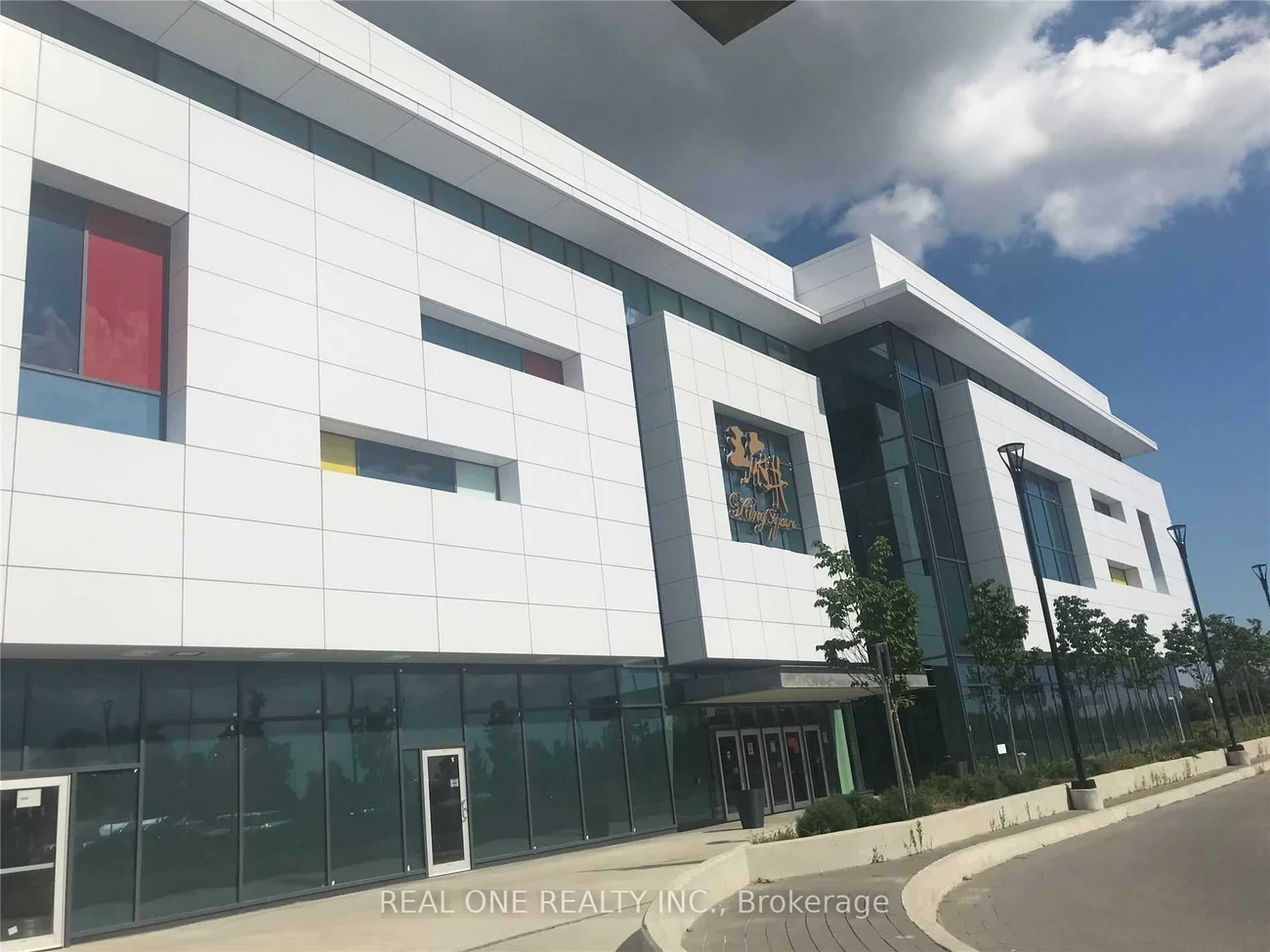 9390, Woodbine, Cachet, Markham