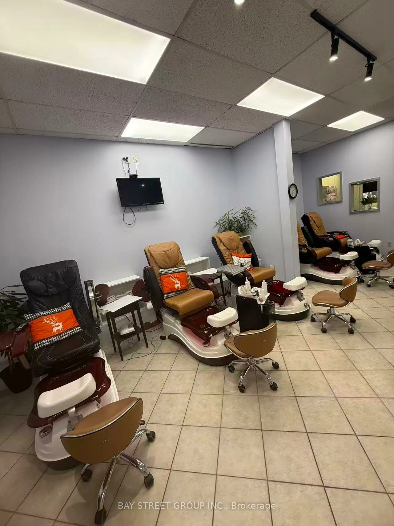 5694, Hwy 7, Bullock, Markham