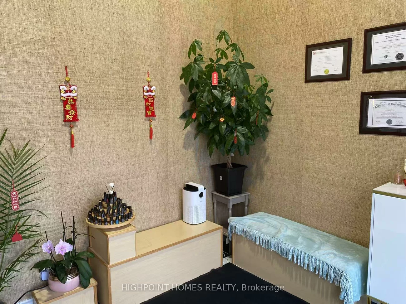 8241, Woodbine, Buttonville, Markham