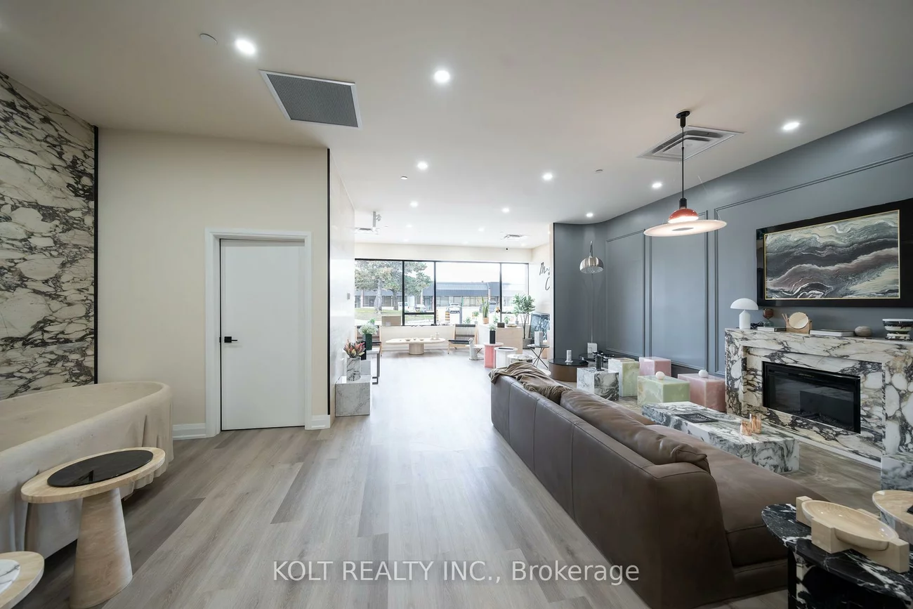 330, Esna Park, Milliken Mills West, Markham