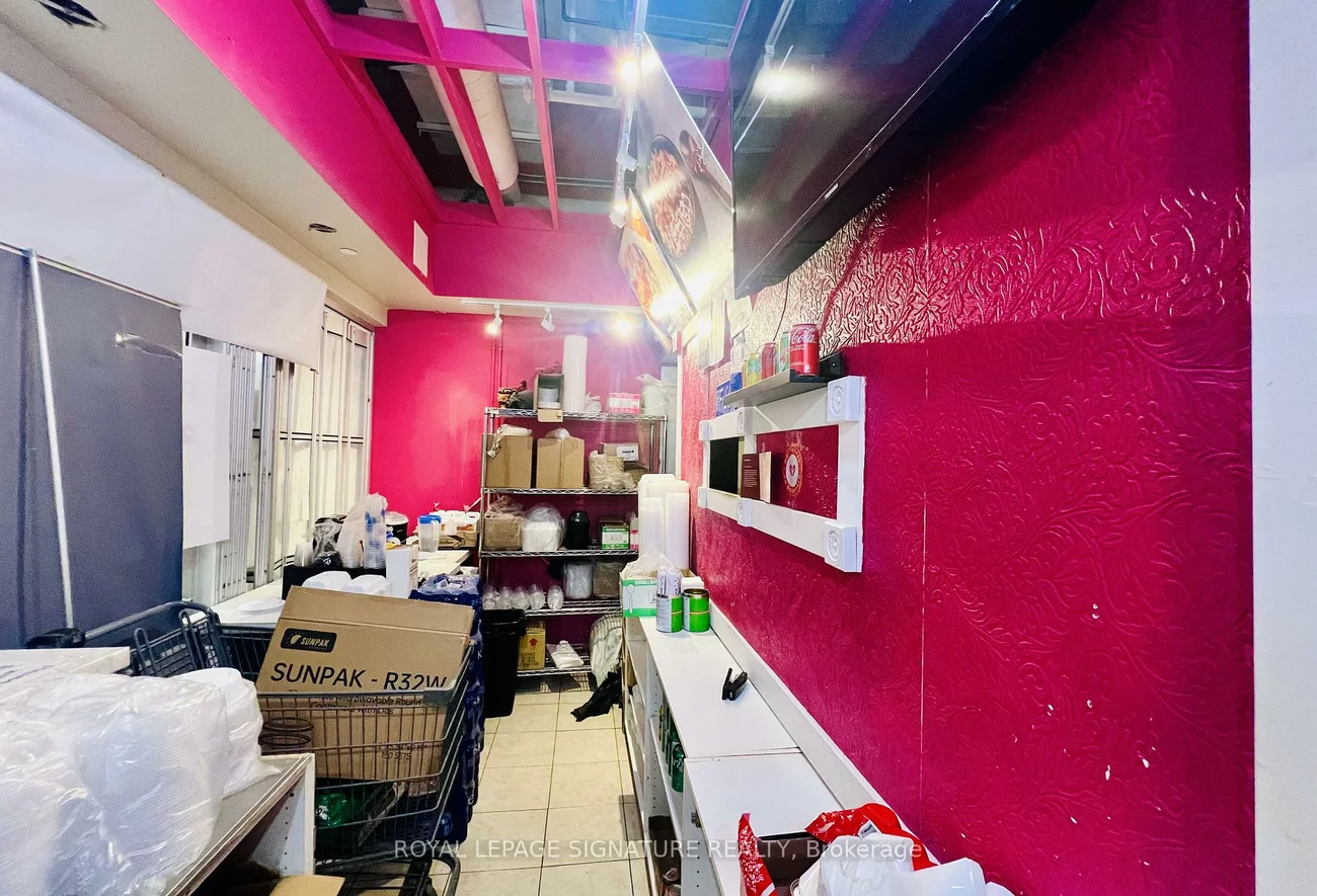 7181, Yonge, Grandview, Markham