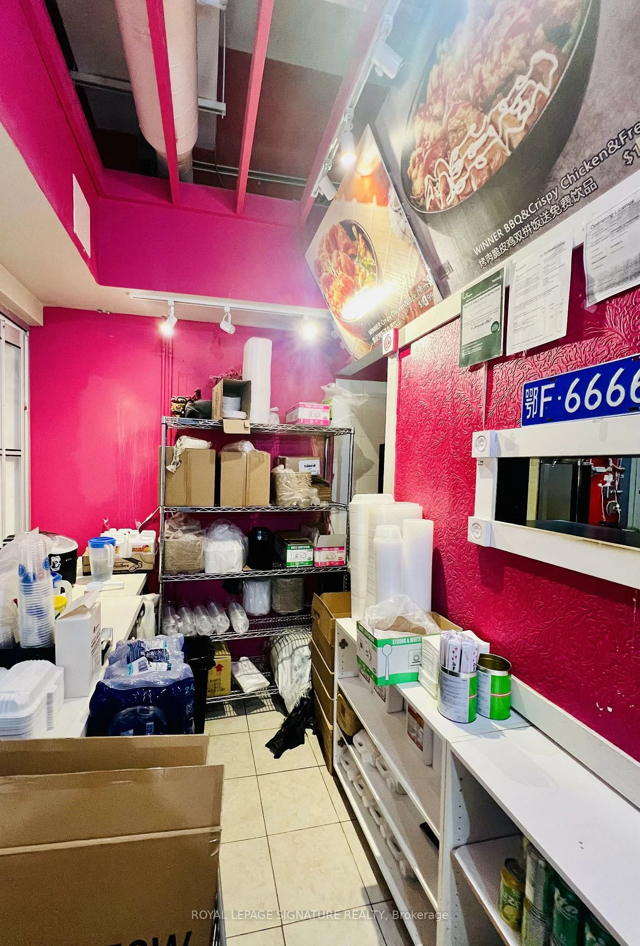 7181, Yonge, Grandview, Markham