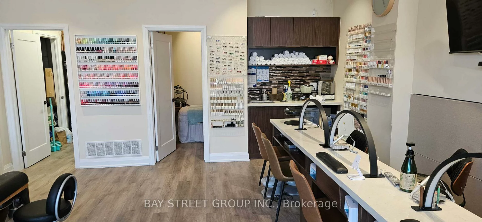 2671, Bur Oak, Cornell, Markham