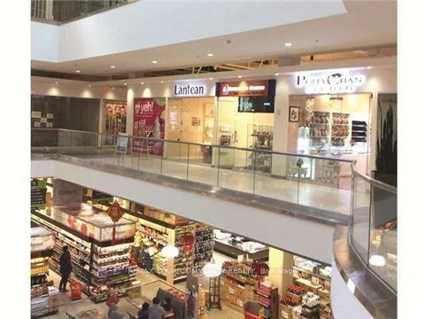 7181, Yonge, Grandview, Markham