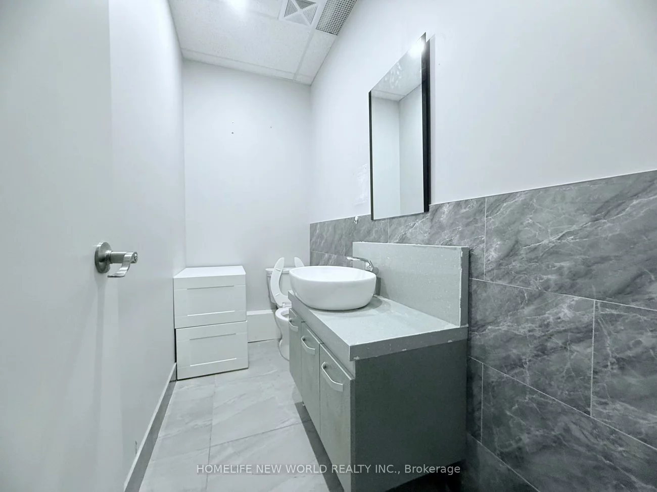 7181, Yonge, Grandview, Markham