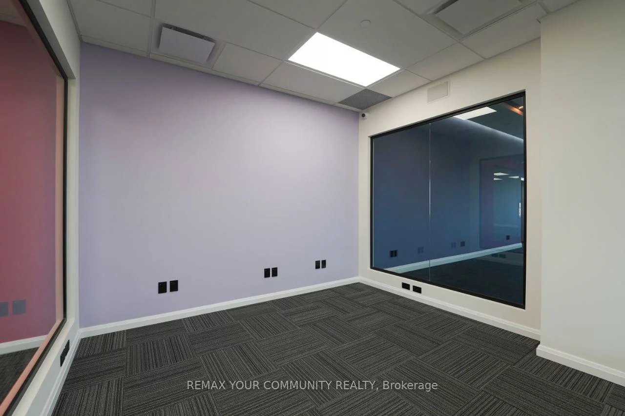 9390, Woodbine, Cachet, Markham