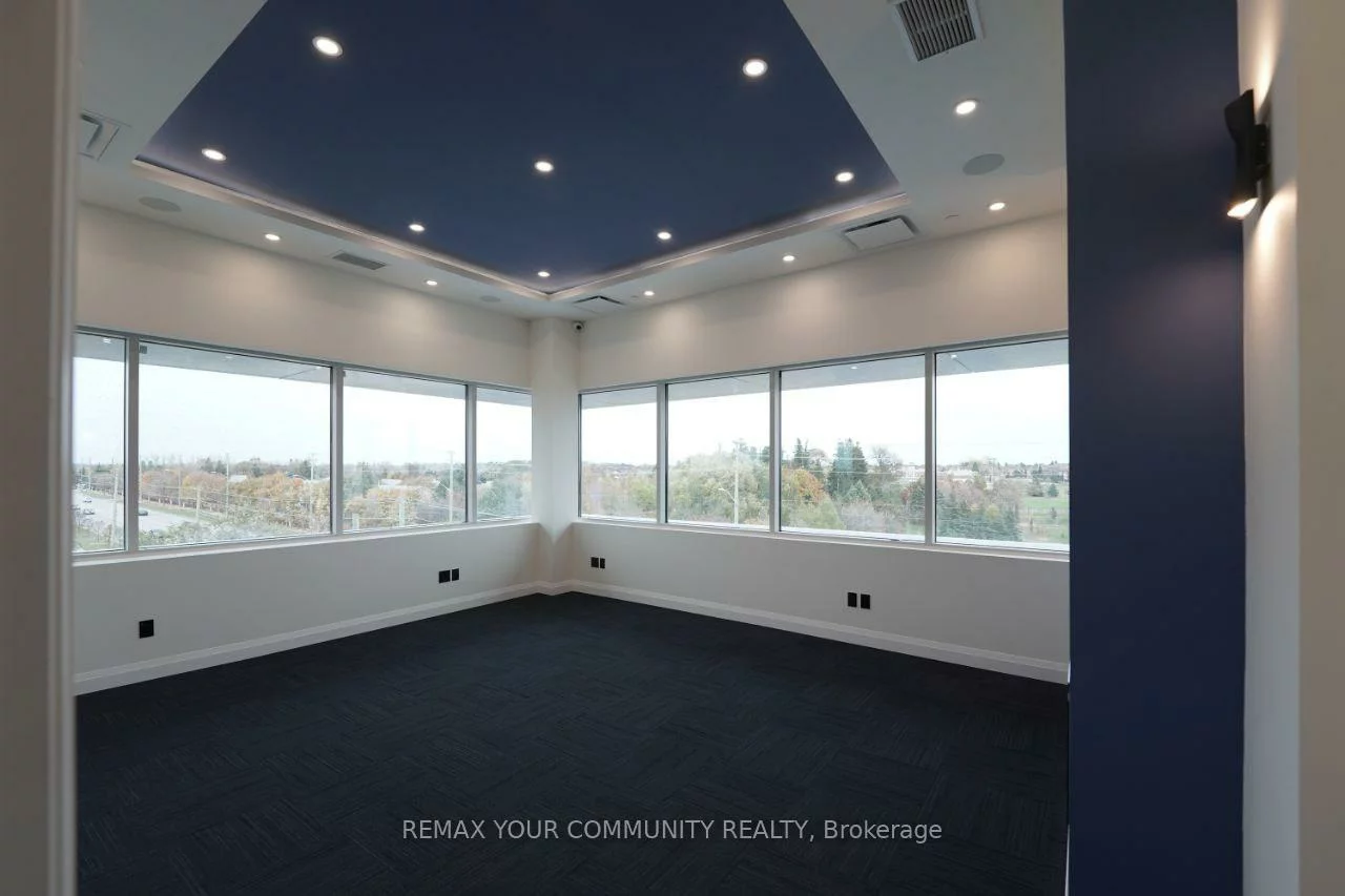 9390, Woodbine, Cachet, Markham