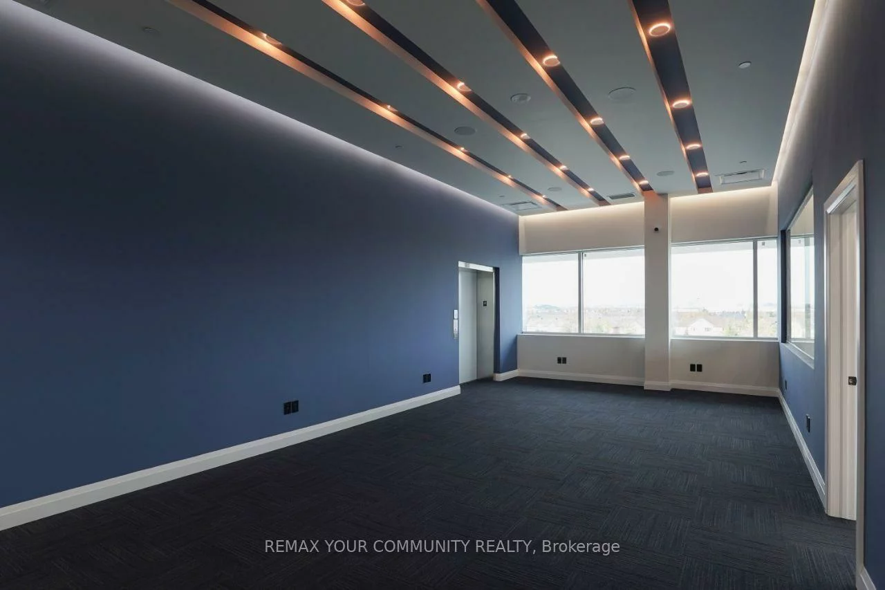 9390, Woodbine, Cachet, Markham