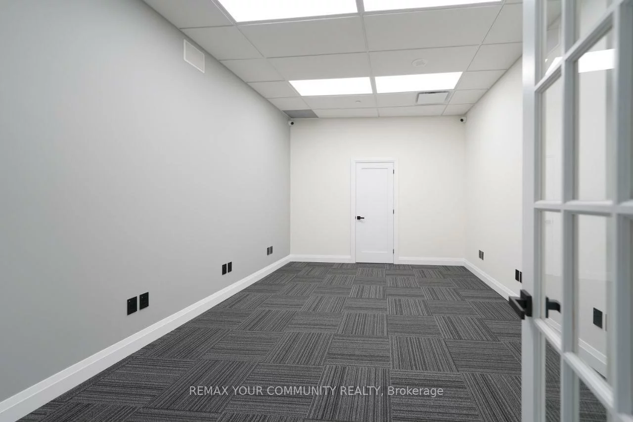 9390, Woodbine, Cachet, Markham