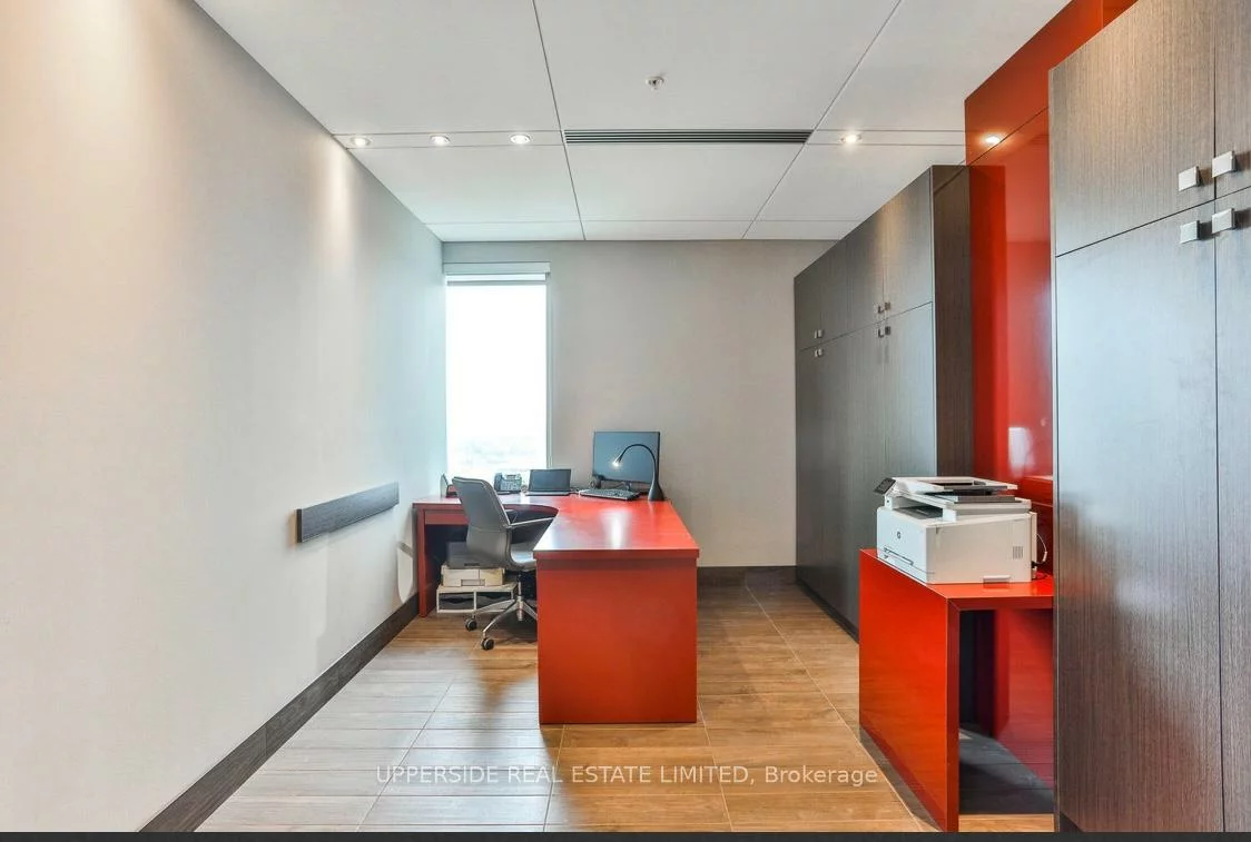 7191, Yonge, Thornhill, Markham