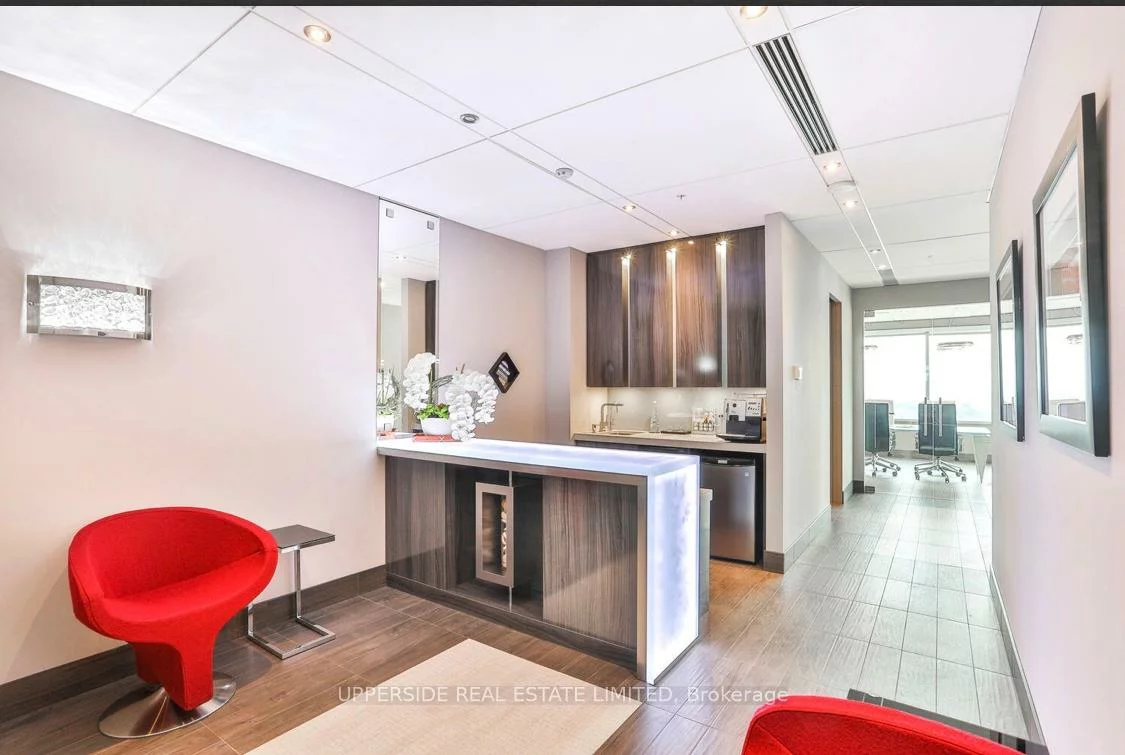 7191, Yonge, Thornhill, Markham