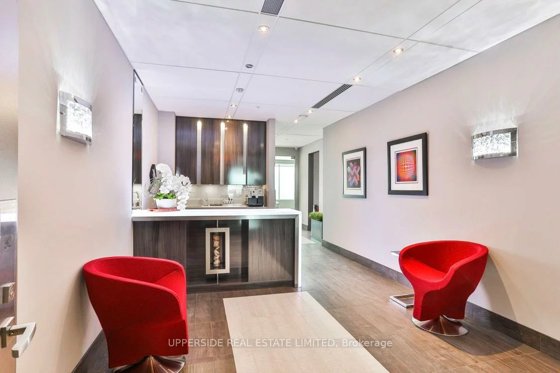 7191, Yonge, Thornhill, Markham