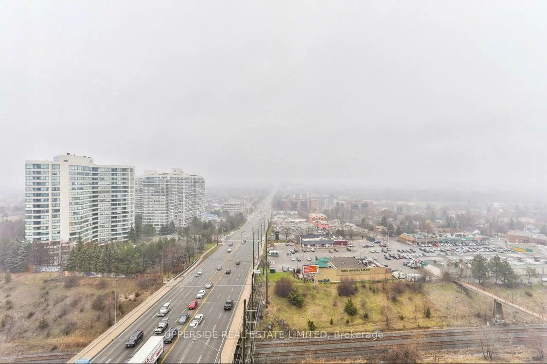 7191, Yonge, Thornhill, Markham