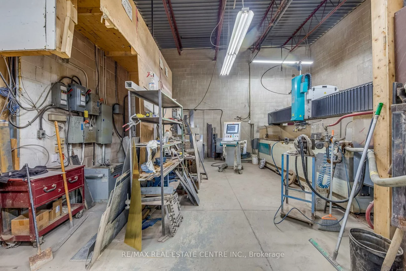 80, Travail, Middlefield, Markham