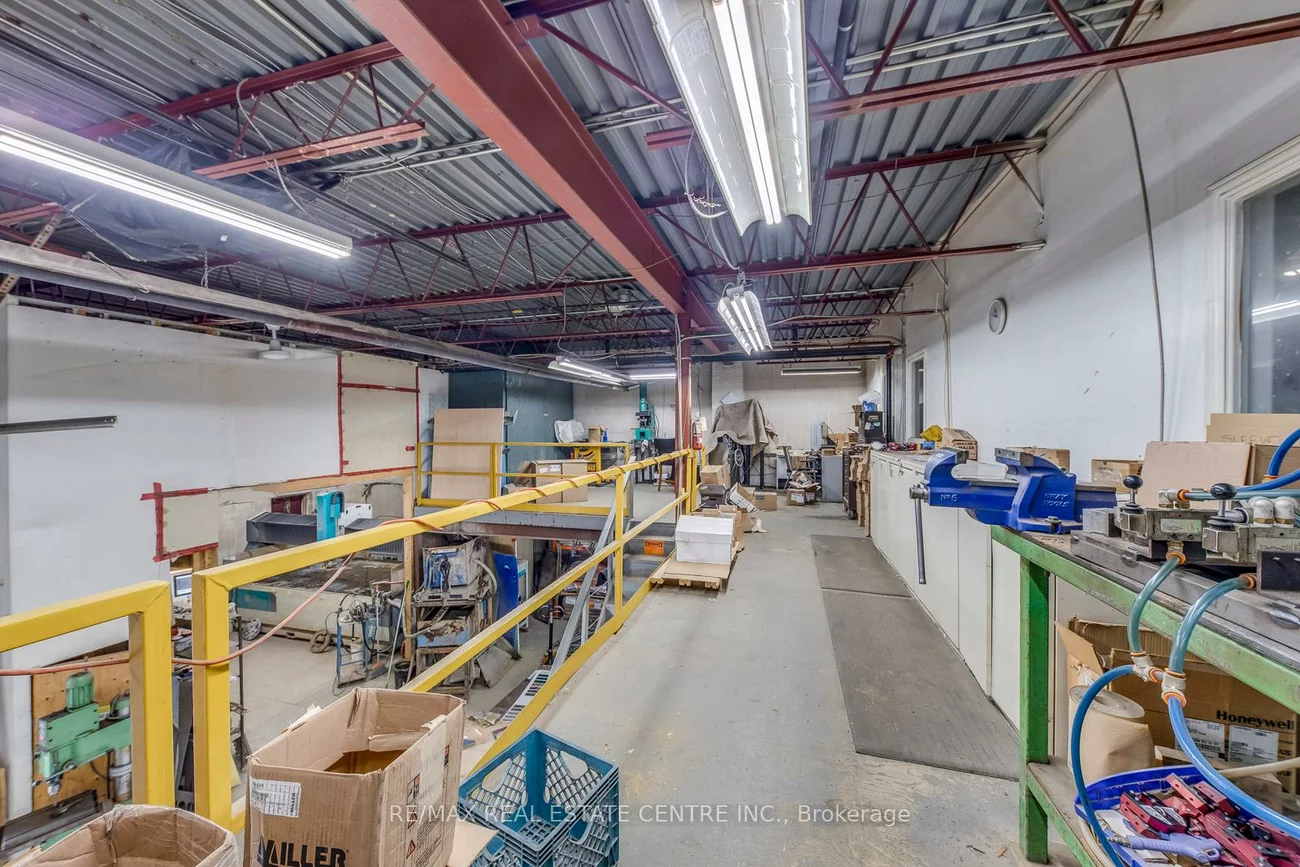80, Travail, Middlefield, Markham