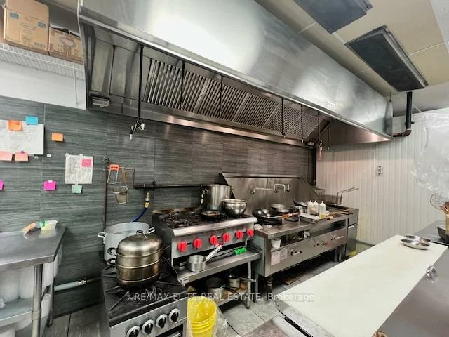 7181, Yonge, Grandview, Markham