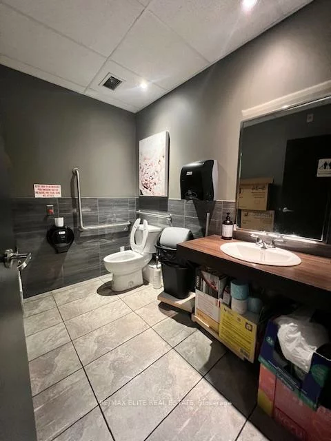 7181, Yonge, Grandview, Markham