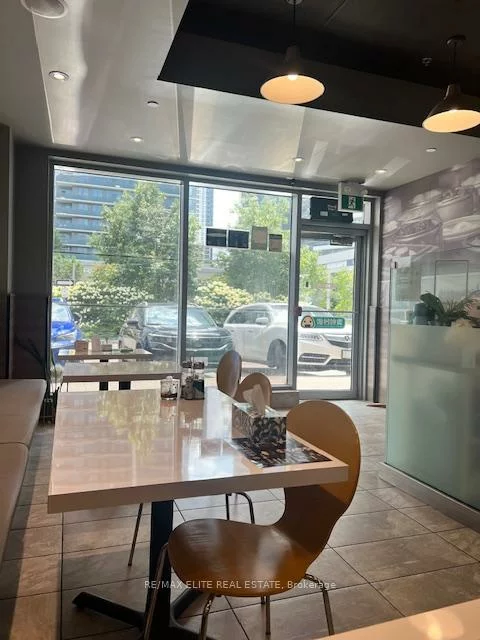 7181, Yonge, Grandview, Markham