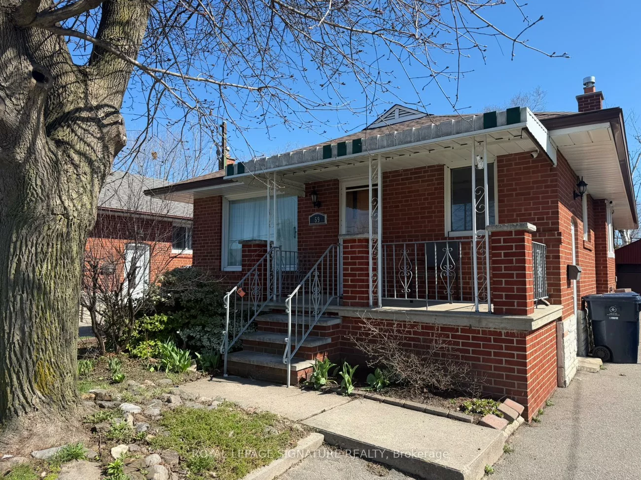 106, Main, Old Markham Village, Markham