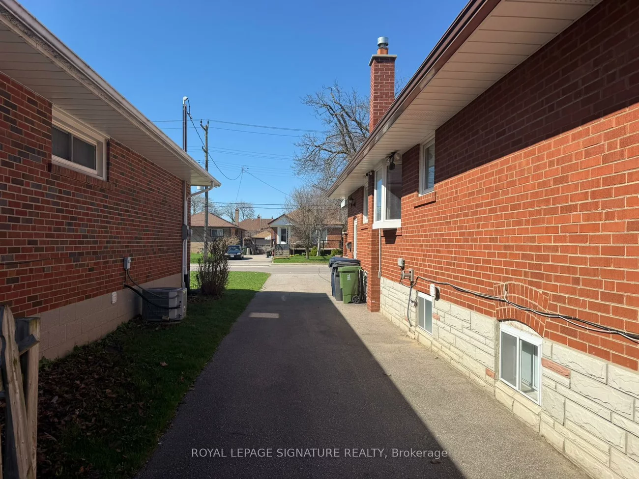 106, Main, Old Markham Village, Markham