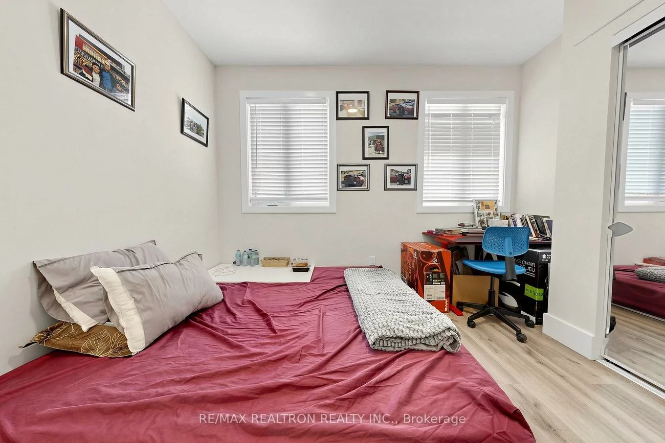 352, Main, Old Markham Village, Markham