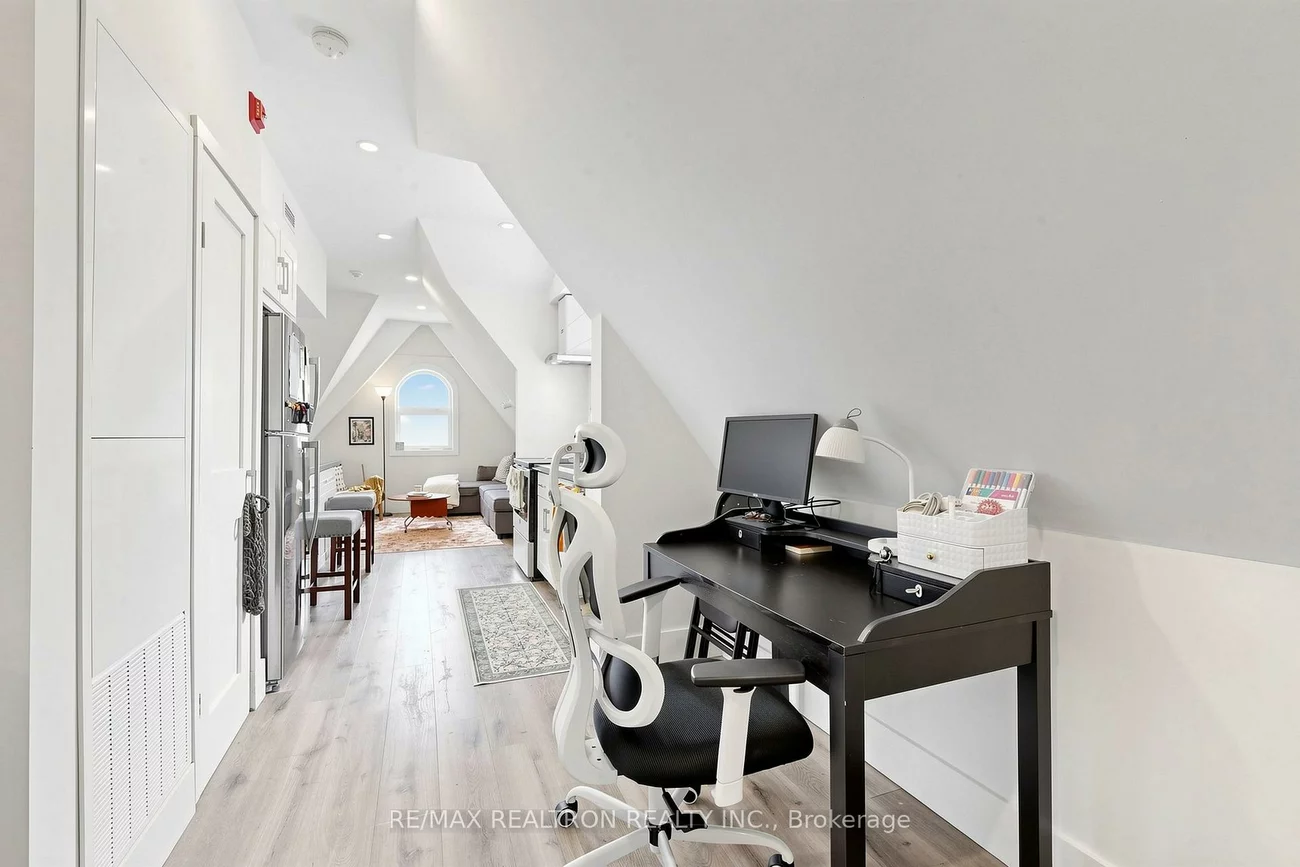 352, Main, Old Markham Village, Markham