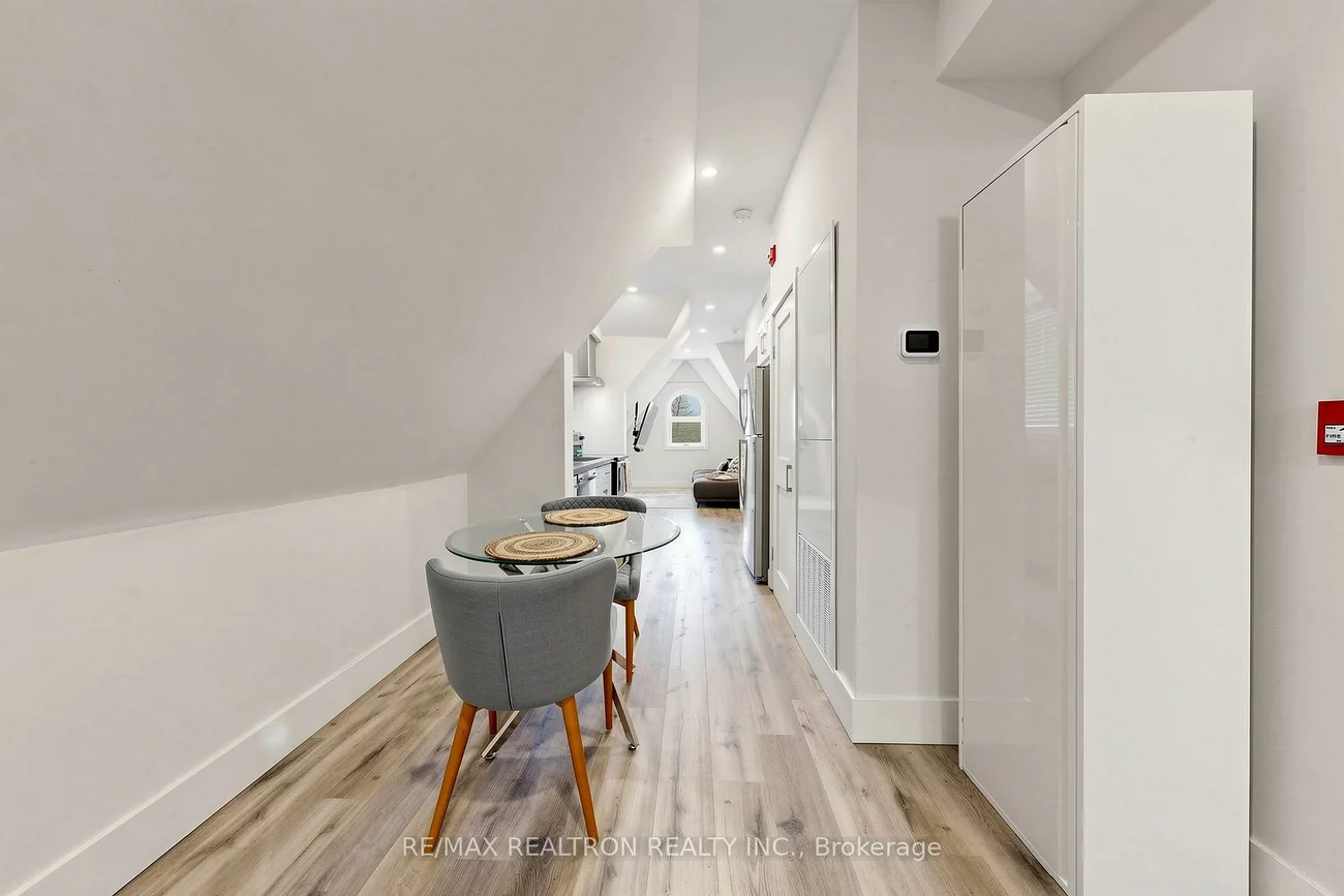 352, Main, Old Markham Village, Markham