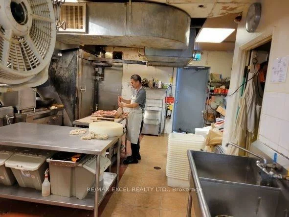 7750, Kennedy, Milliken Mills West, Markham