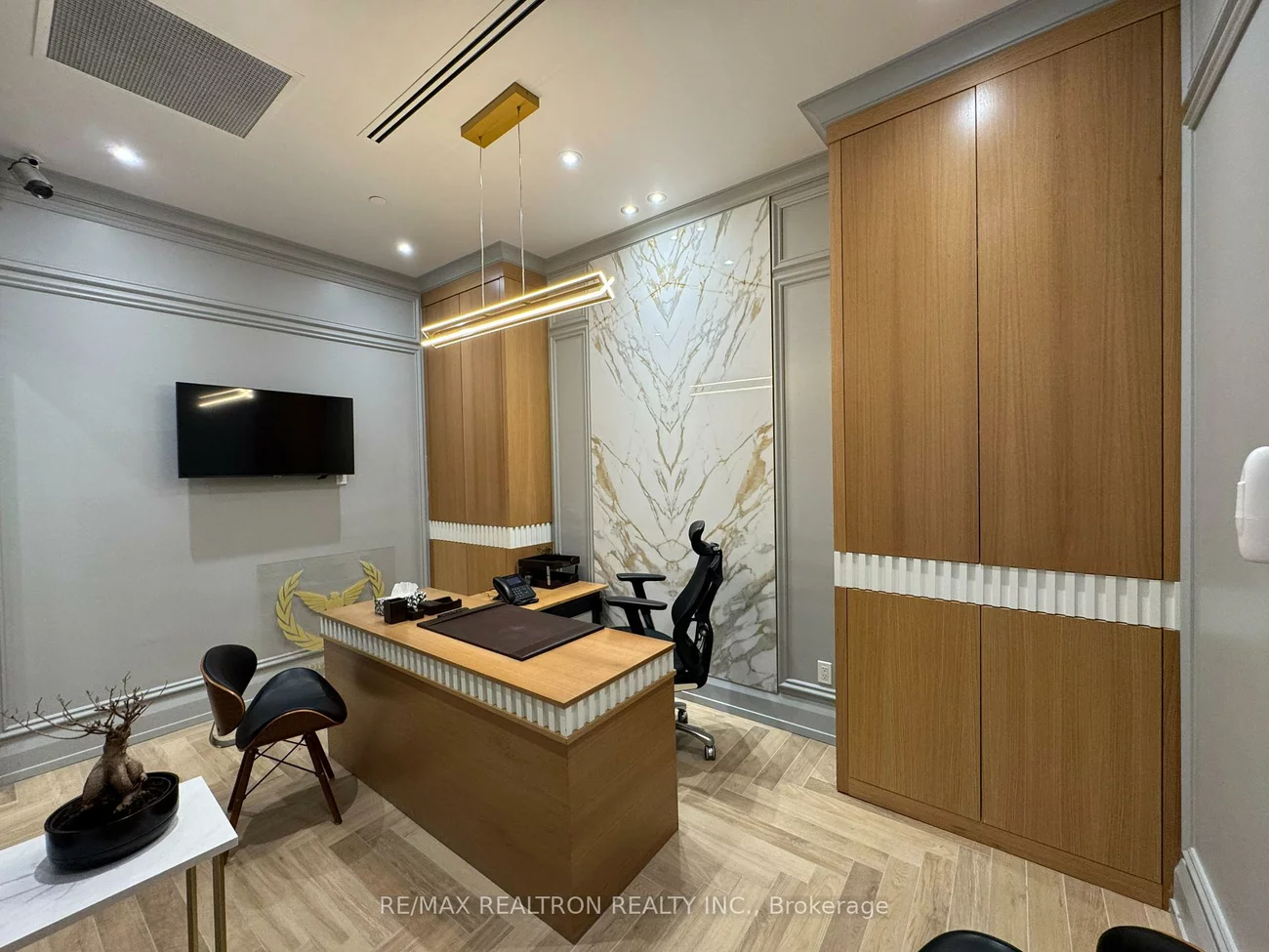 7181, Yonge, Grandview, Markham