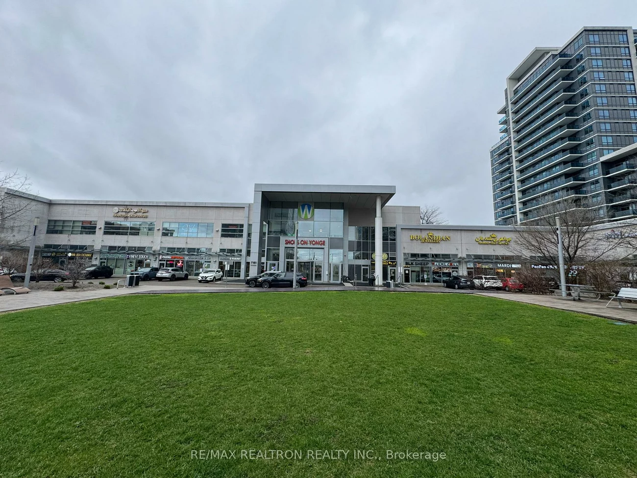 7181, Yonge, Grandview, Markham