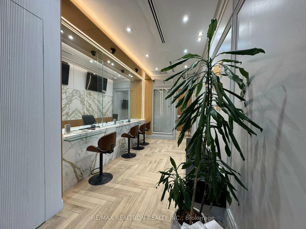 7181, Yonge, Grandview, Markham