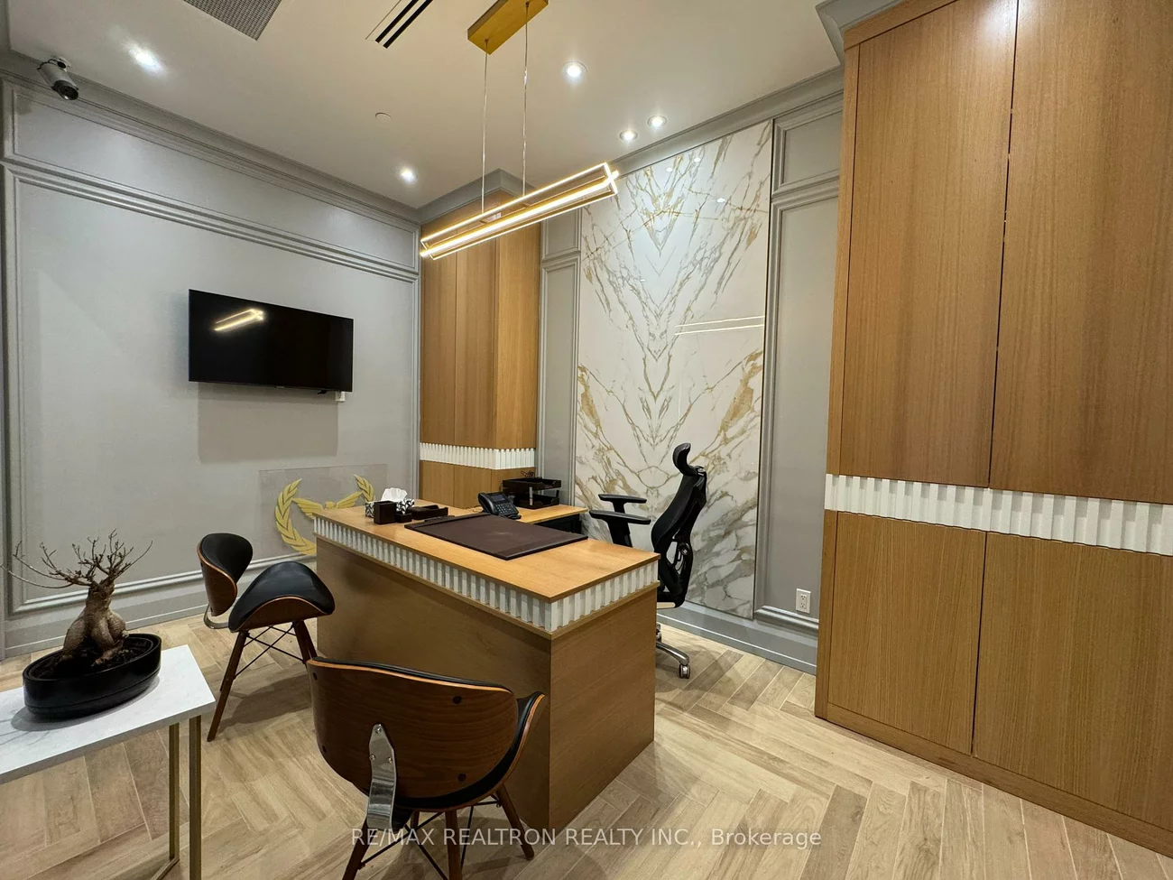 7181, Yonge, Grandview, Markham