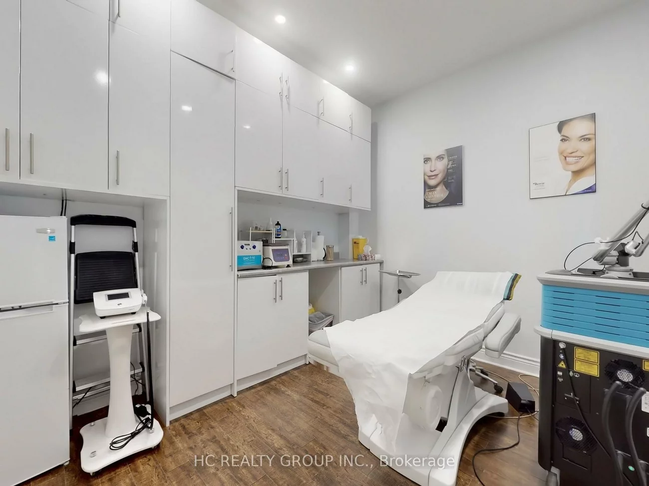 7181, Yonge, Grandview, Markham