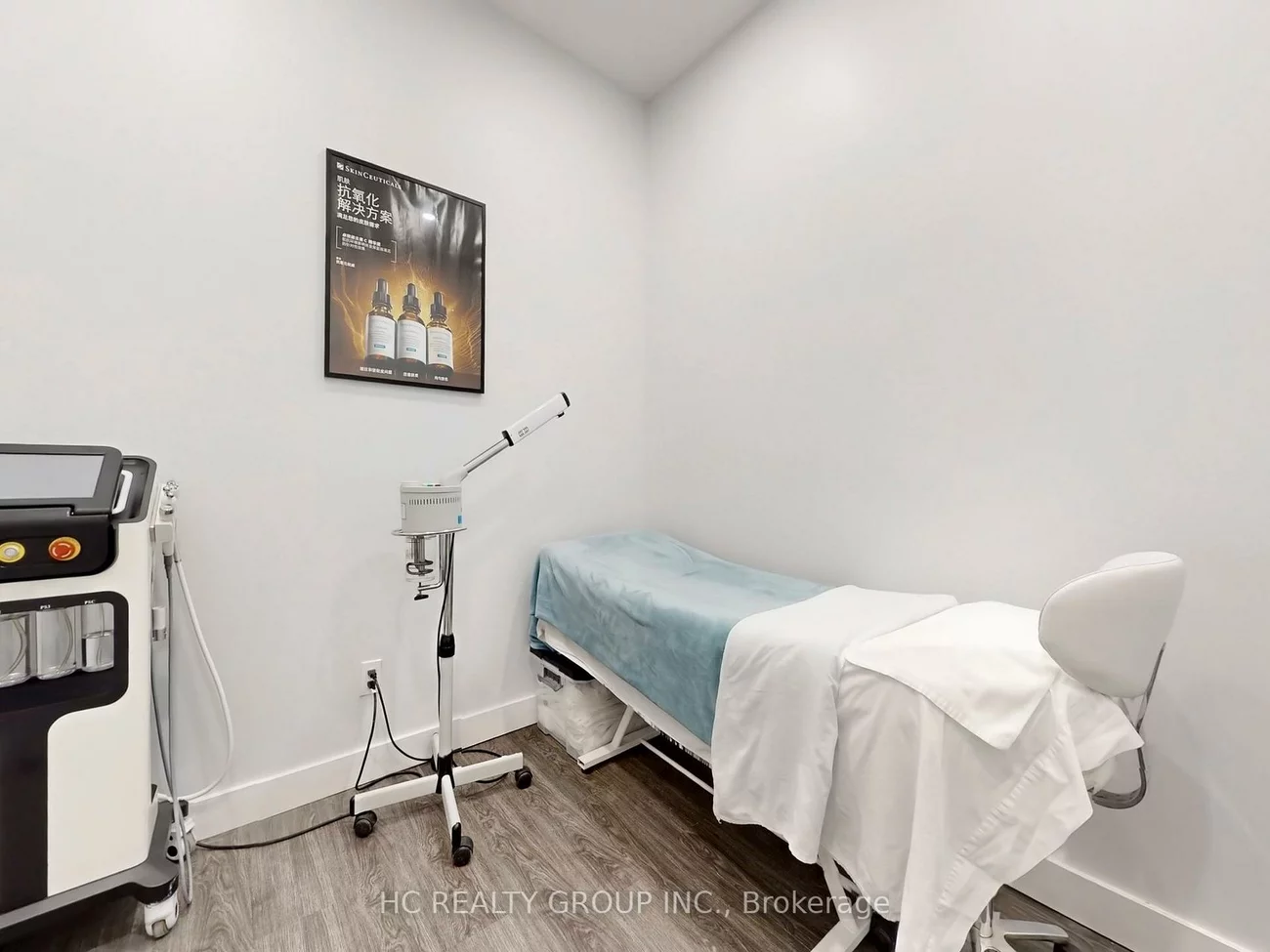 7181, Yonge, Grandview, Markham