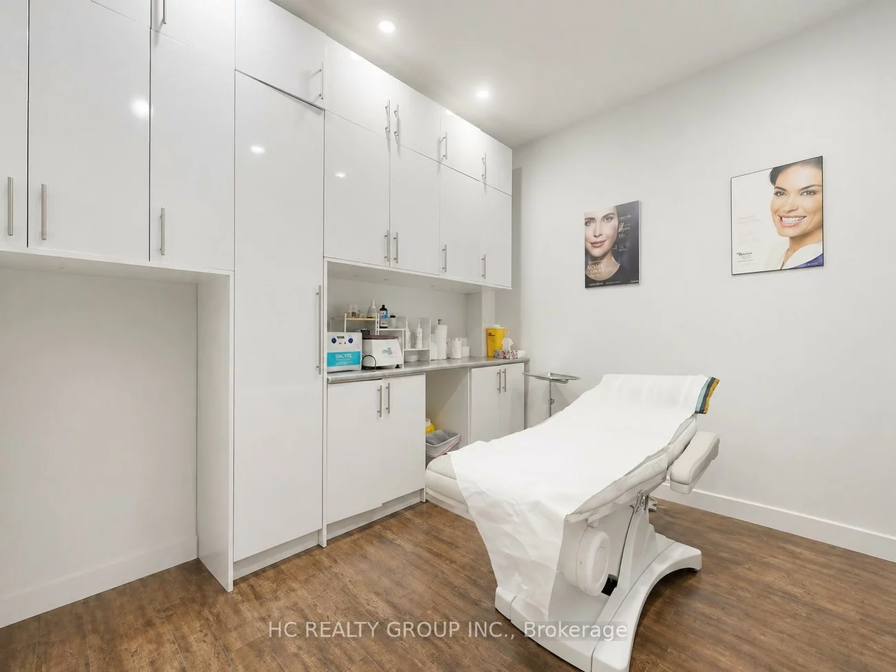 7181, Yonge, Grandview, Markham