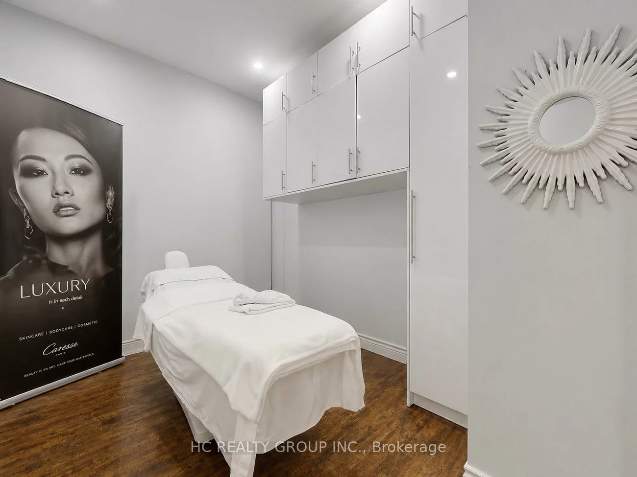 7181, Yonge, Grandview, Markham