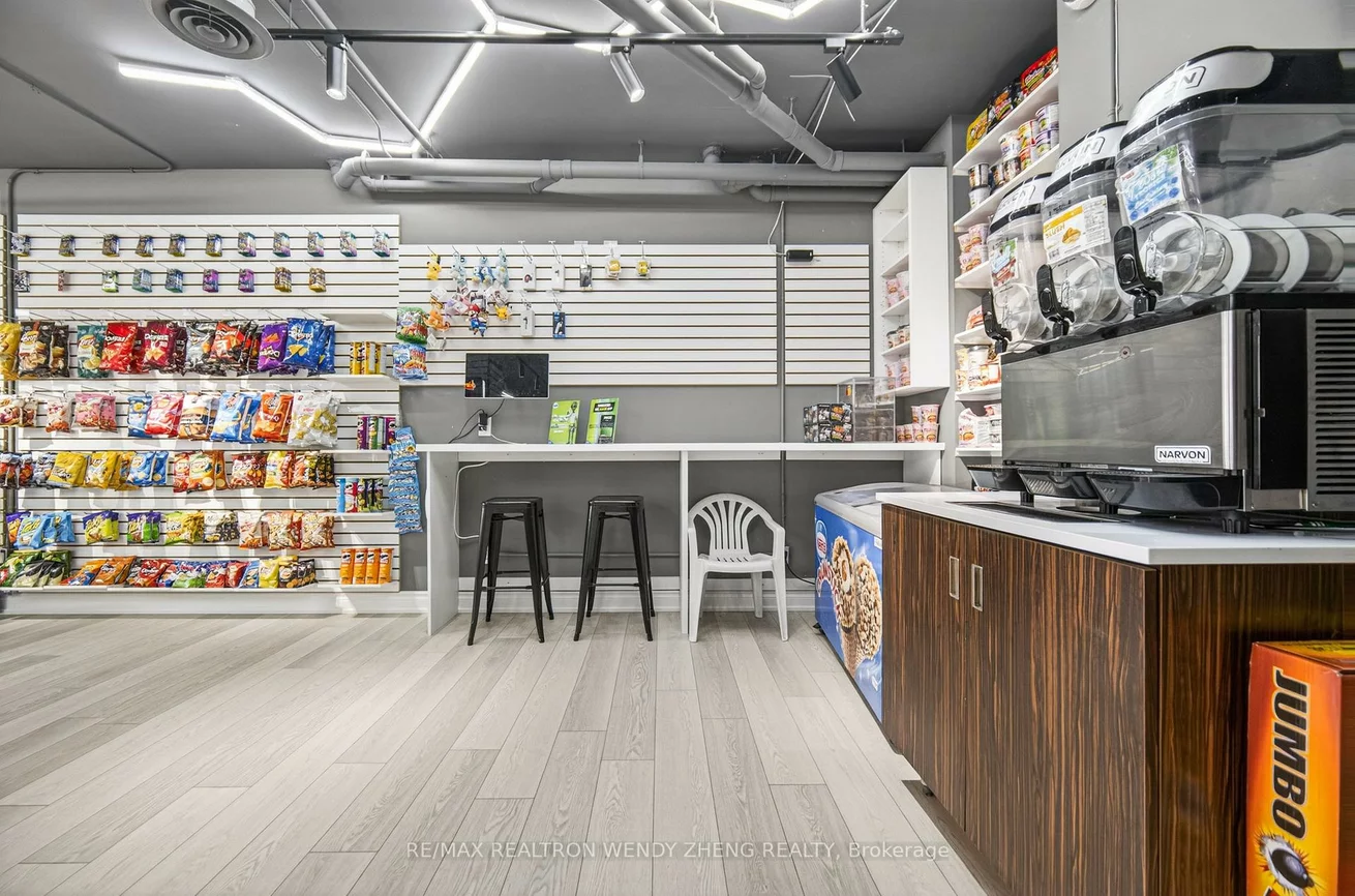 3332, Bur Oak, Cornell, Markham