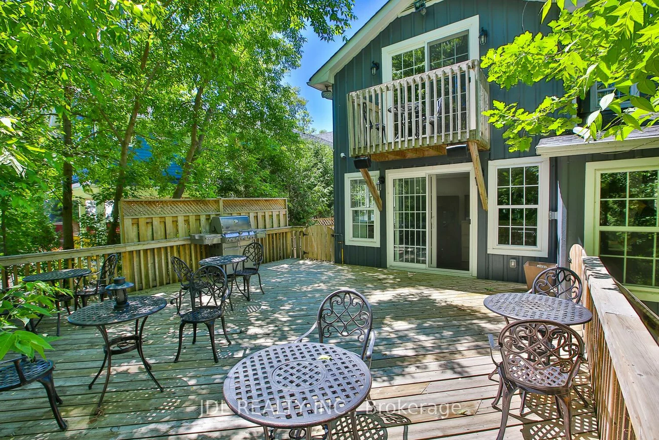 145, Main, Unionville, Markham