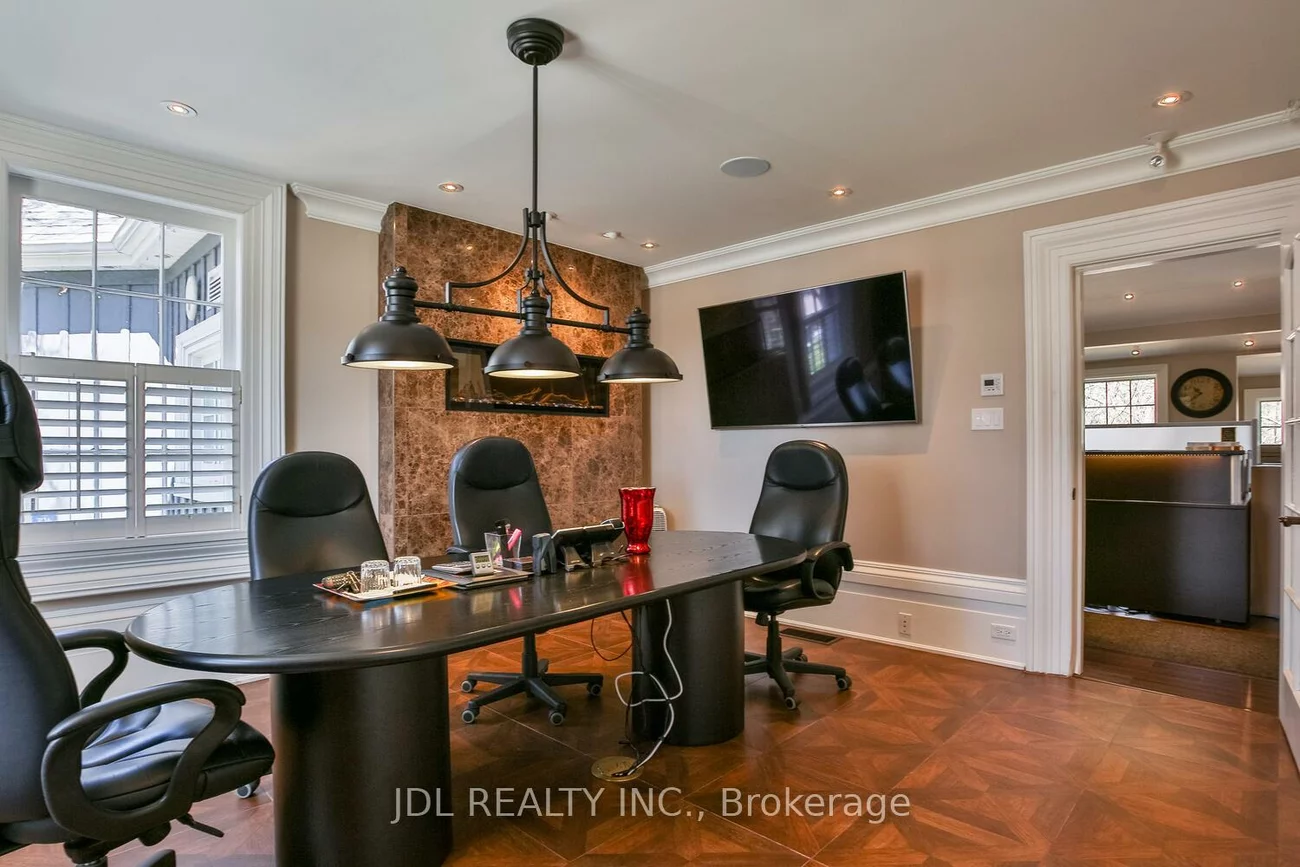 145, Main, Unionville, Markham