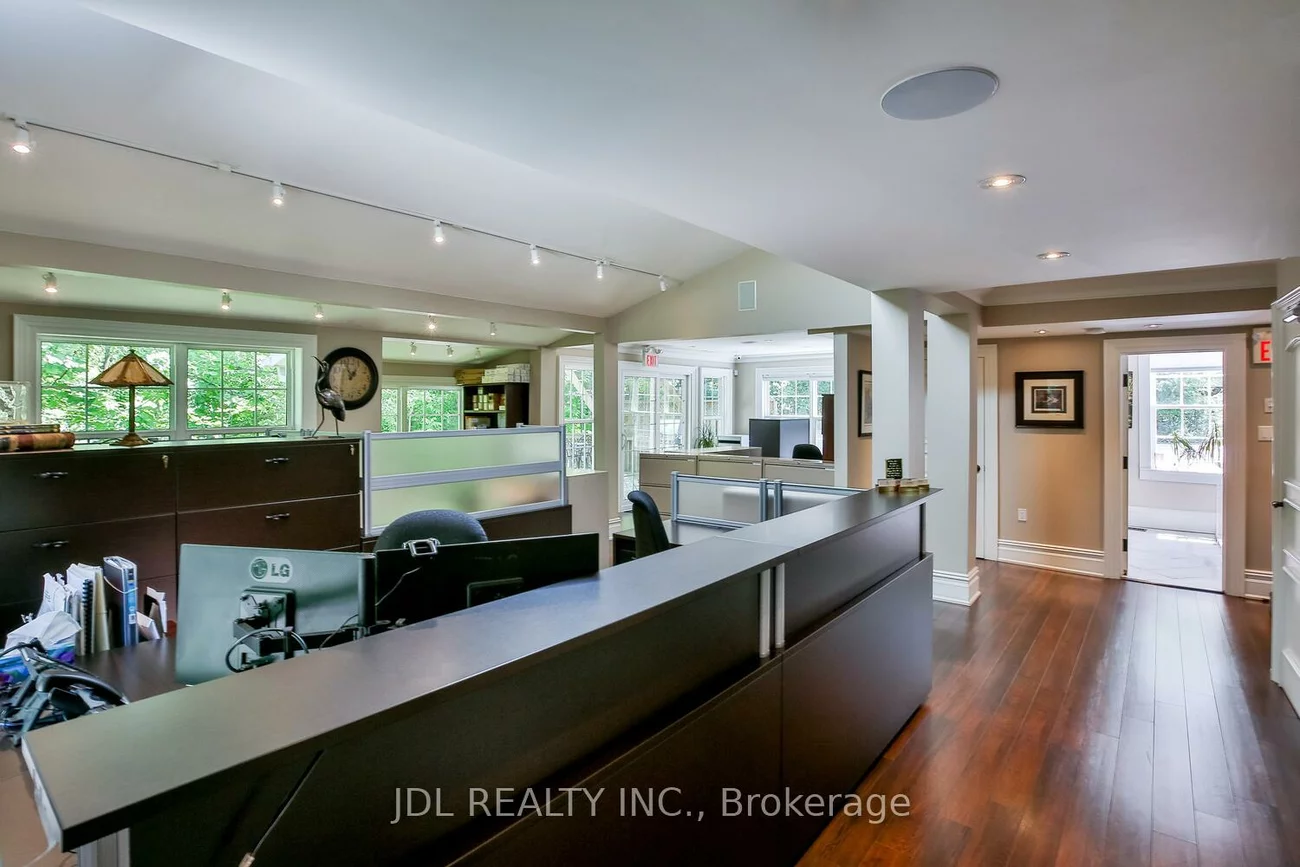 145, Main, Unionville, Markham