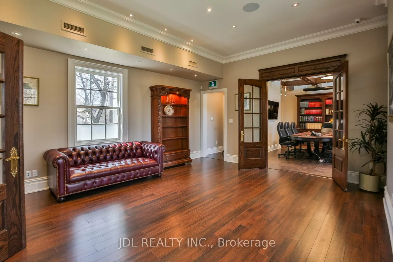 145, Main, Unionville, Markham