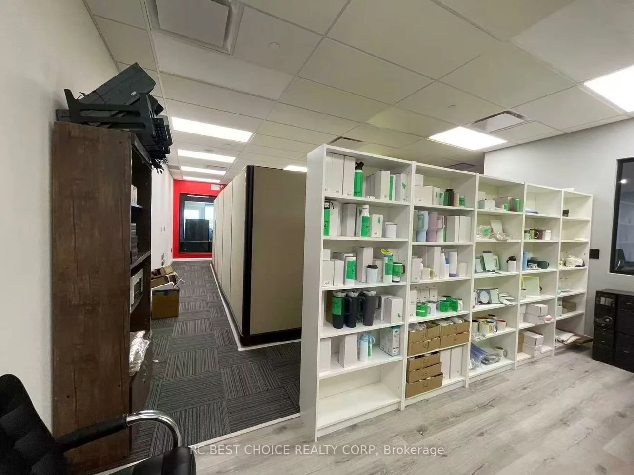 9390, Woodbine, Cachet, Markham