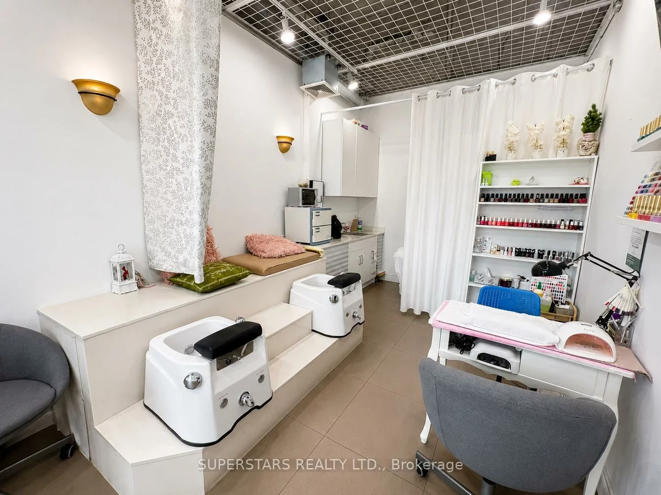 7181, Yonge, Grandview, Markham