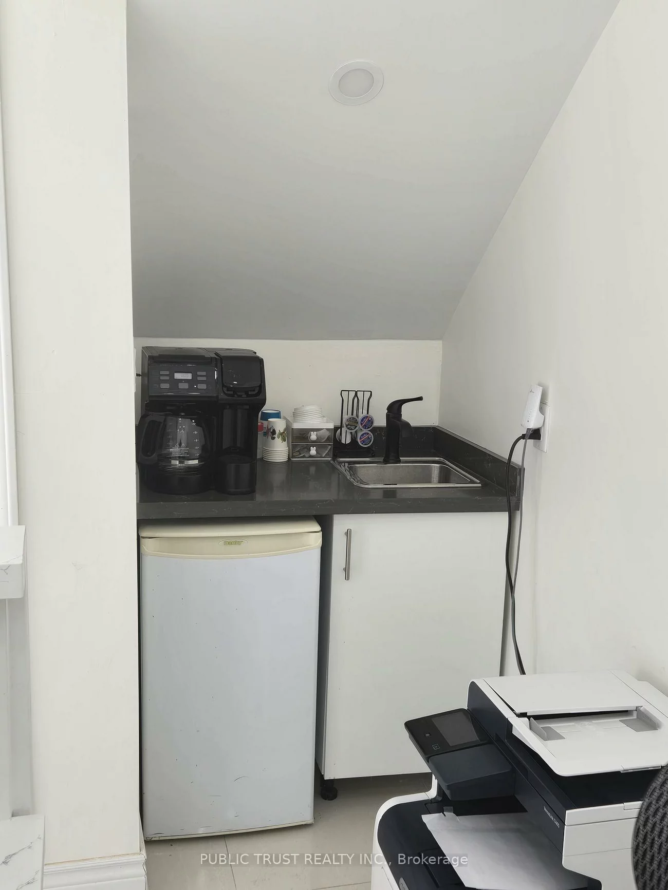 40, New Delhi, Cedarwood, Markham