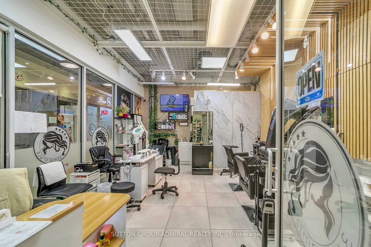 7181, Yonge, Grandview, Markham